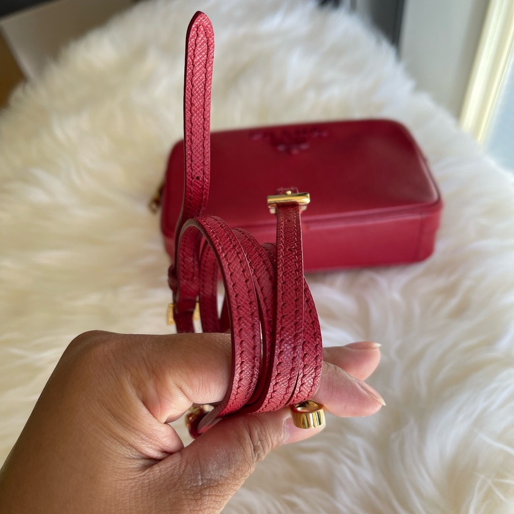 PRADA Safiano Crossbody - Picture 3 of 16